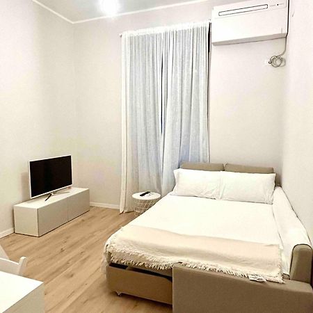 Studio Apartment Near Bocconi ミラノ エクステリア 写真